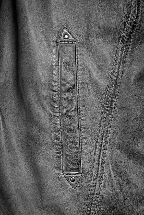 detail Pánská kožená bunda