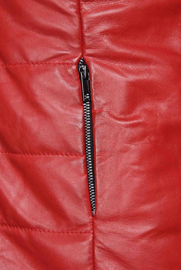 detail Prodloužená zimní kožená bunda